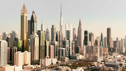 أسعار العقارات في دبي بالتومان الإيراني في أحدث مشاريع دبي 2025