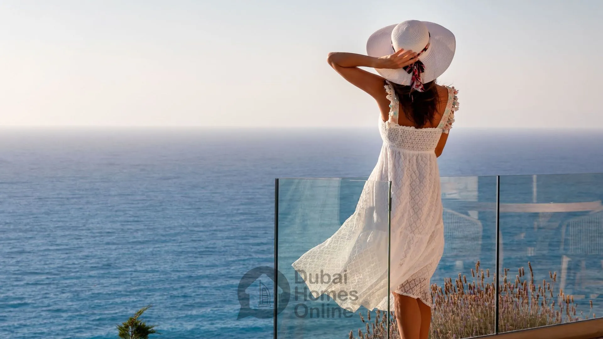 شقق برج أفيور على شارع الشيخ زايد، دبي + السعر والتفاصيل