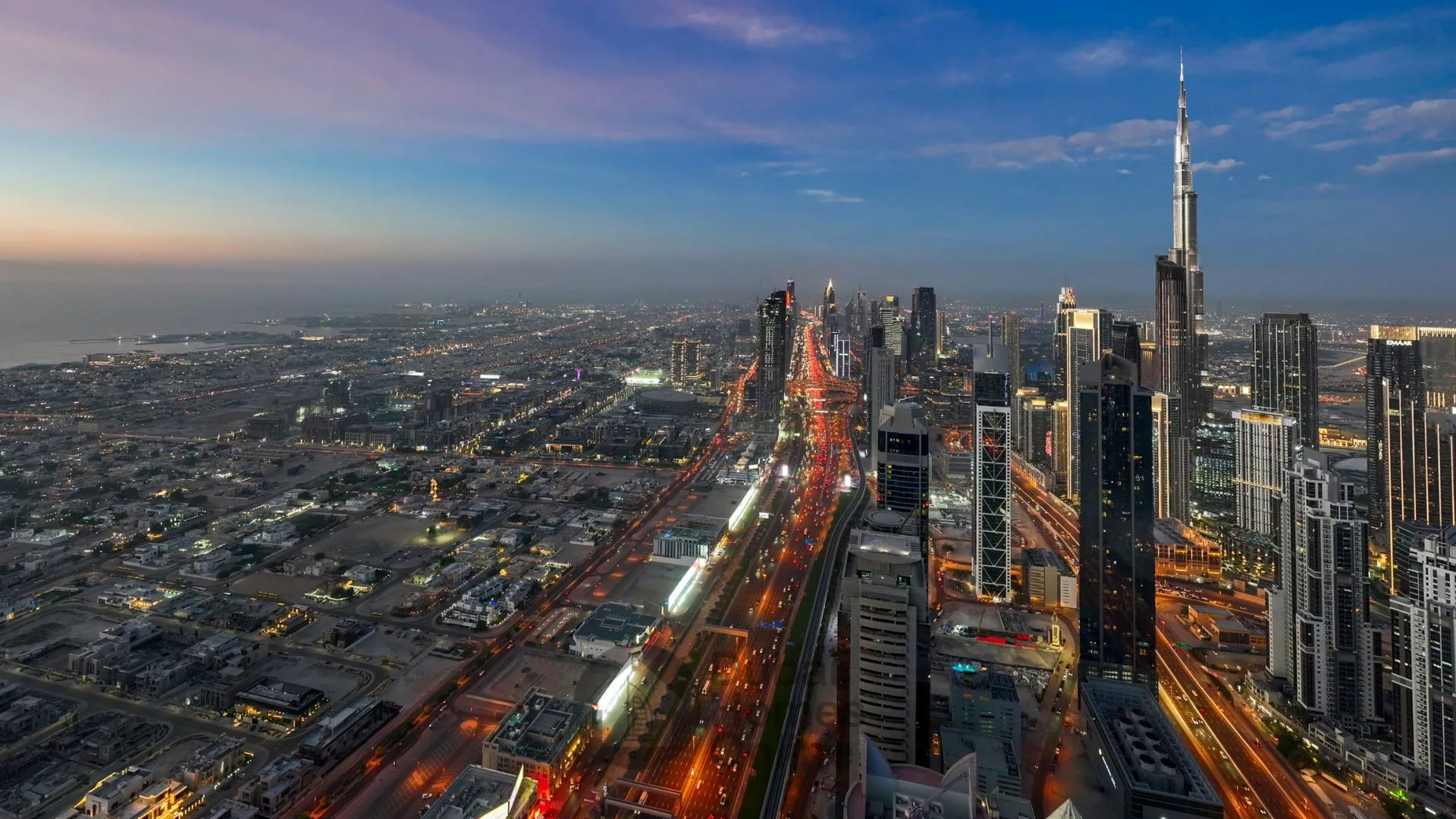 لومينا من أمنيات في الخليج التجاري بدبي + السعر والتفاصيل