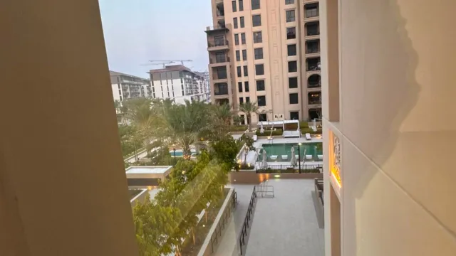 Moderne 2-Zimmer-Wohnung zur Miete in Madinat Jumeirah Living, Dubai