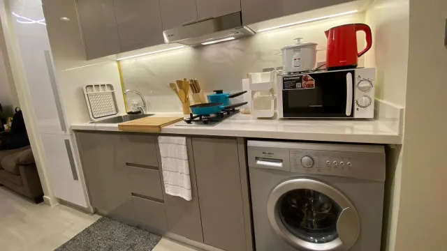 Эксклюзивная студия с полной меблировкой на продажу в Azizi Farhad Residence, Аль-Джаддаф