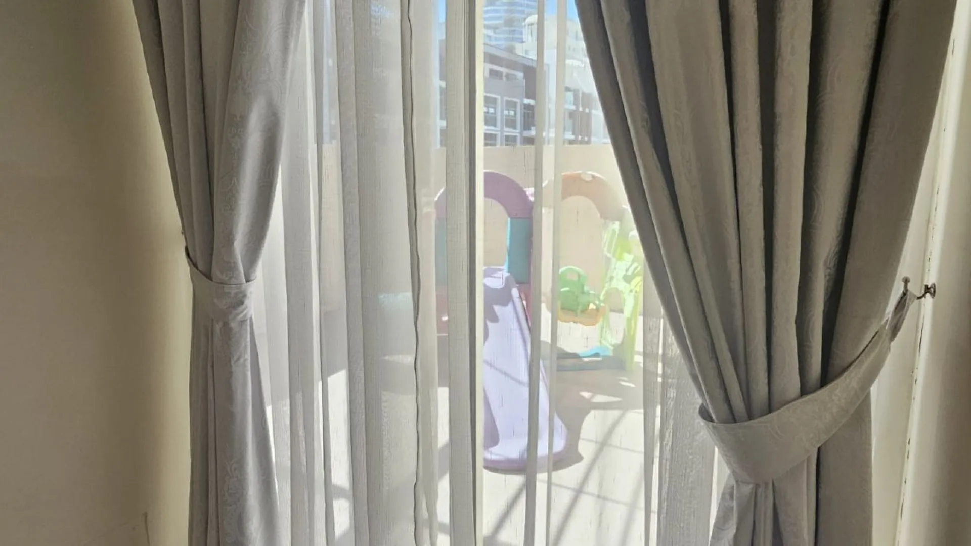 Exklusive 3-Zimmer-Eckvilla mit privatem Garten zum Verkauf in Oasis Villas, JVC