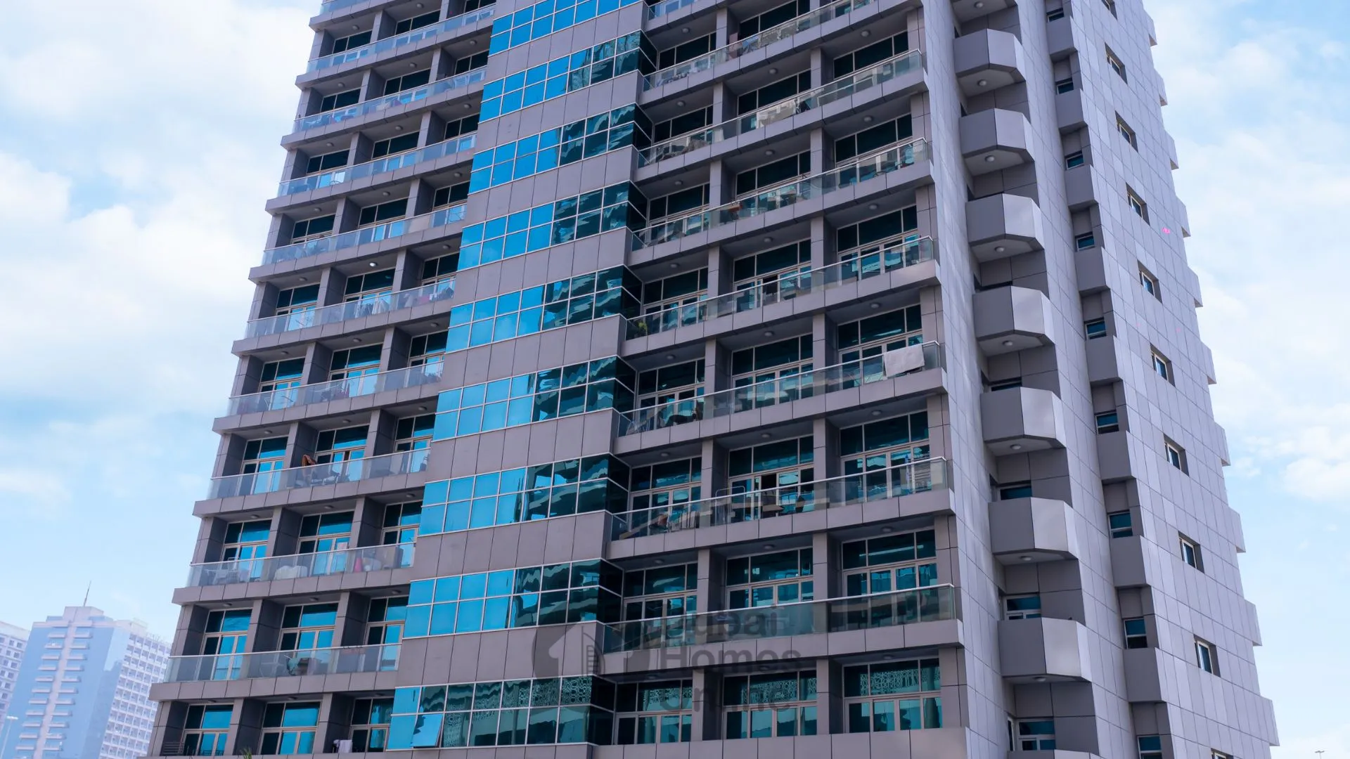 شقق برج يوني استيت اسبورتز للبيع في مدينة دبي الرياضية