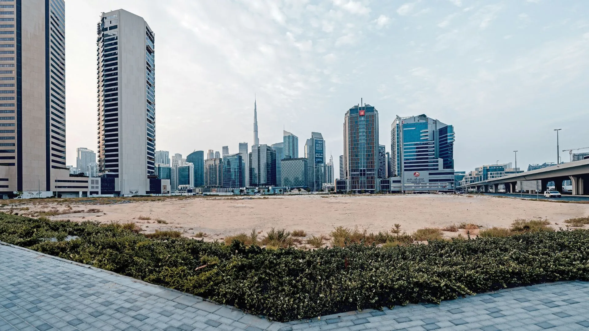 خرید آپارتمان در پروژه بن غاطی اسکای رایز در بیزینس بی دبی