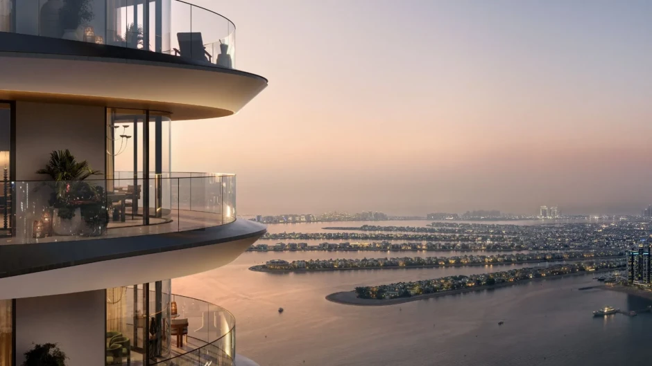 Emaar The Bristol: Apartments And Penthouses For Sale at Emaar Beachfront in Dubai